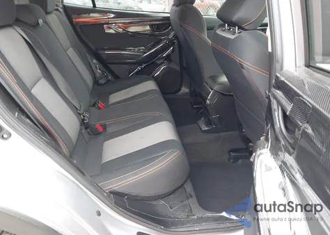 2020 Subaru Crosstrek Premium z USA, uszkodzony, nr VIN JF2GTAECXL8277101